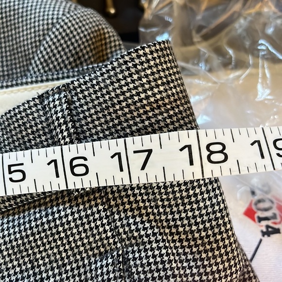 Men’s Suit. 42Extra Long. Black and white houndstooth. Konen for Barney’s NY - Picture 7 of 9